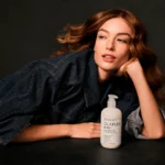 Olaplex 4-IN-1 Moisture Mask Máscara Hidratante Profesional 370 ml - Imagen 2